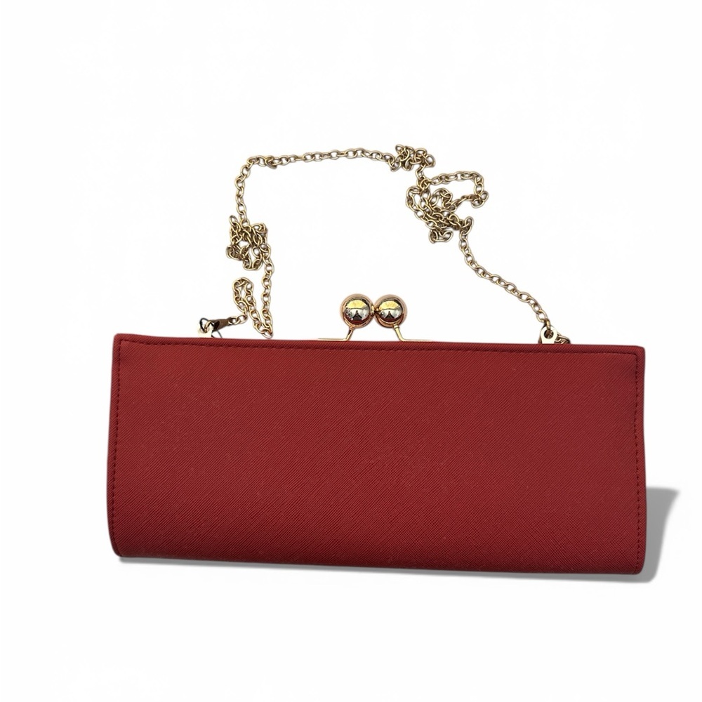 Elegant Red Clutch Faux Leather With Gold Chain Strap